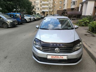 2016 Volkswagen Polo V Рестайлинг, серебристый, 1200000 рублей, вид 2