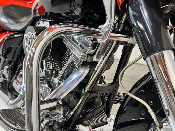 2009 Harley-Davidson CVO Road Glide, красный, 950000 рублей - вид 14