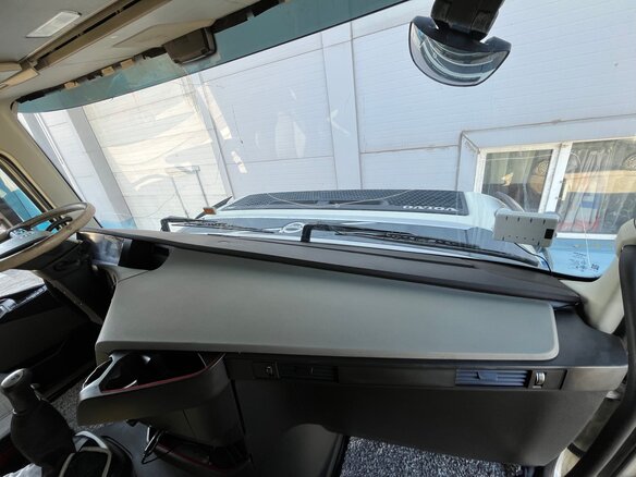 2015 Volvo FH, серый, 7250000 рублей - вид 30
