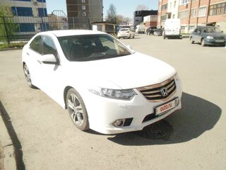 2012 Honda Accord VIII Рестайлинг, белый, 2000000 рублей, вид 3