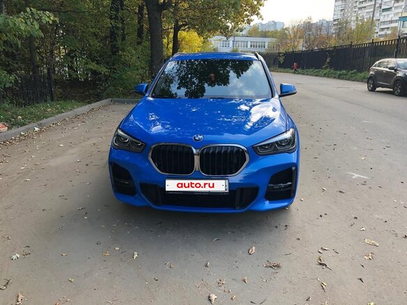 2019 BMW X1 18d xDrive II (F48), синий, 3500000 рублей