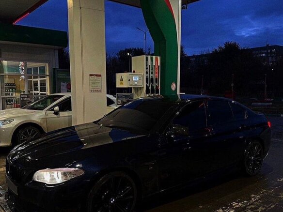 2012 BMW 5 серии 535i xDrive VI (F10/F11/F07), чёрный, 2500000 рублей - вид 14