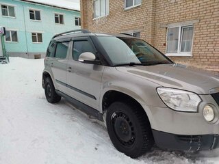 2012 Skoda Yeti I, бежевый, 660000 рублей, вид 3