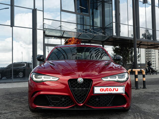 2025 Alfa Romeo Giulia Quadrifoglio II (952) Рестайлинг 2, красный, 12500000 рублей, вид 2