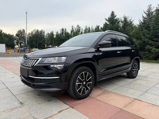 2022 Skoda Karoq DSG7 I, чёрный, 2164000 рублей, вид 1