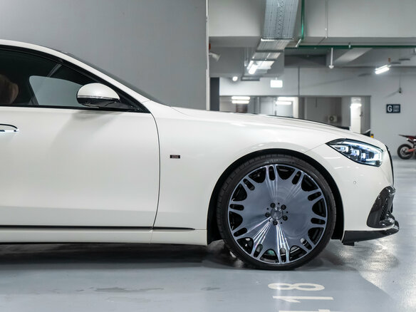 2021 Mercedes-Benz Maybach S-Класс 580 II (Z223), белый, 23990000 рублей - вид 4