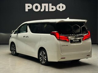 2023 Toyota Alphard III Рестайлинг, белый, 5950000 рублей, вид 3