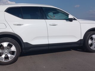 2019 Volvo XC40 I, белый, 2400000 рублей, вид 3