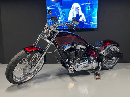 2014 Big Dog Motorcycles Pitbull, красный, 2000000 рублей, вид 3