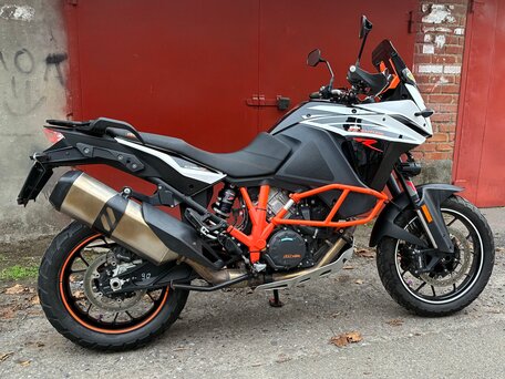 2017 KTM 1090 Adventure R, оранжевый, 1100000 рублей, вид 2