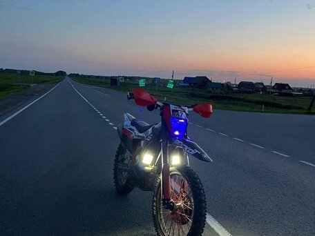 2023 Rockot GS 7 Tribute, красный, 175000 рублей, вид 1