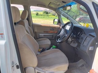 2011 Mitsubishi Delica D:5 I, белый, 1600000 рублей, вид 5