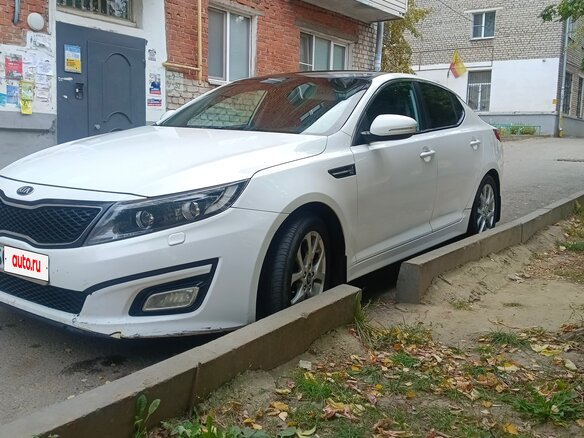 2014 Kia Optima III Рестайлинг, белый, 820000 рублей