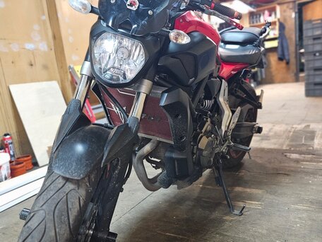 2015 Yamaha MT-07 (FZ-07), красный, 680000 рублей, вид 1