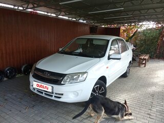 2013 Lada (ВАЗ) Granta I, белый, 305000 рублей, вид 1