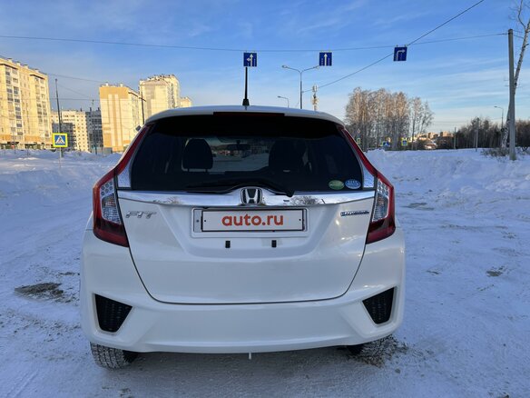 2016 Honda Fit III, белый, 1250000 рублей - вид 5