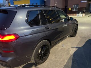 2019 BMW X7 40i I (G07), белый, 8150000 рублей, вид 4