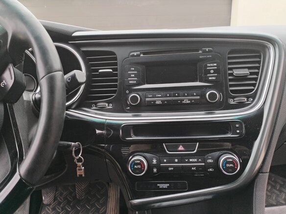 2014 Kia Optima III Рестайлинг, белый, 1050000 рублей - вид 6