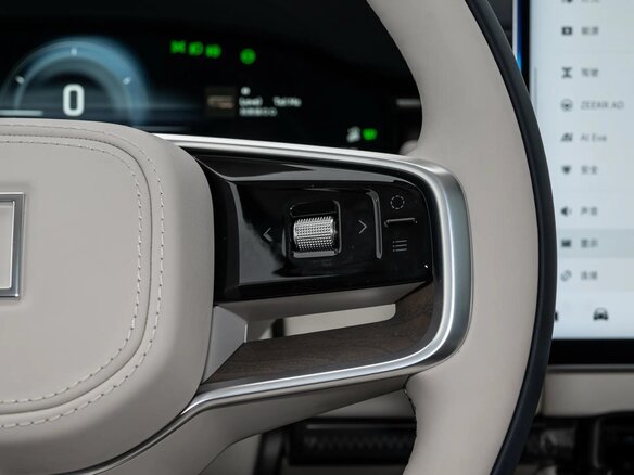 2026 Zeekr 9X 55 kWh (до 3.5 т), белый - вид 14