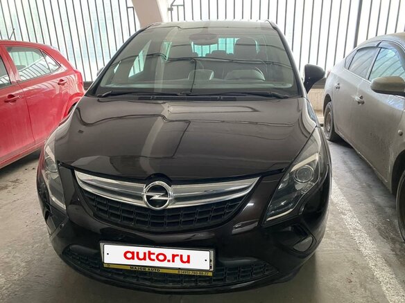 2013 Opel Zafira C, коричневый