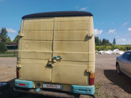 1983 Mercedes-Benz T2, жёлтый, 500000 рублей, вид 4