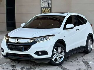 2021 Honda Vezel I Рестайлинг, белый, 1790070 рублей, вид 3