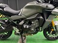 2022 Yamaha MT-09 Tracer (FJ-09), серый, 1325000 рублей - вид 9