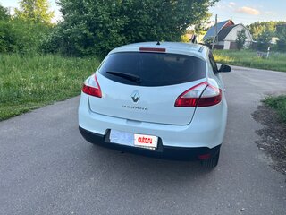 2012 Renault Megane III Рестайлинг, белый, 540000 рублей, вид 5