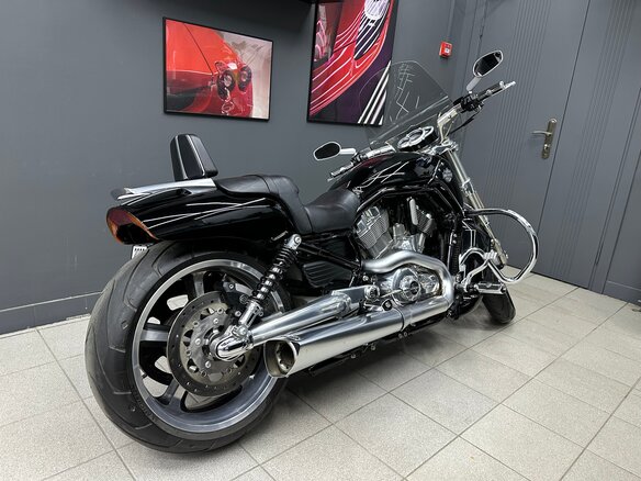 2012 Harley-Davidson V-Rod, чёрный, 2650000 рублей - вид 6