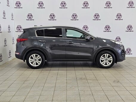 2018 Kia Sportage IV, серый, 1845000 рублей, вид 4