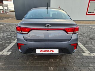 2017 Kia Rio IV, серый, 1285000 рублей, вид 4