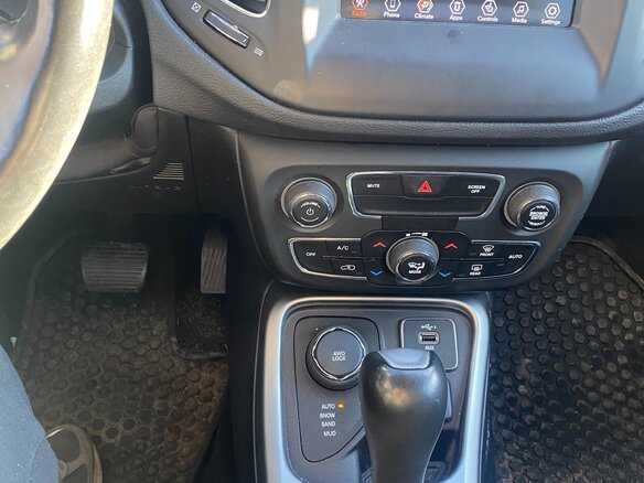 2019 Jeep Compass II, белый, 1600000 рублей - вид 14