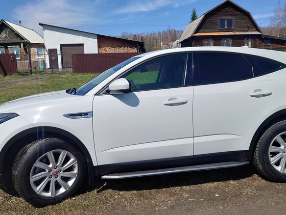 2018 Jaguar E-Pace I, белый, 3080000 рублей - вид 6