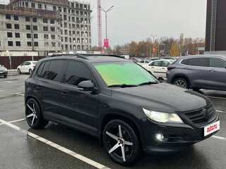 2010 Volkswagen Tiguan I, чёрный, 1065000 рублей, вид 3