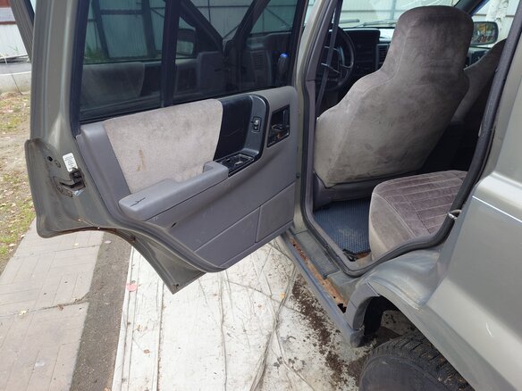 1995 Jeep Grand Cherokee I (ZJ), серый, 385000 рублей - вид 14
