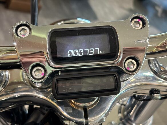 2024 Harley-Davidson Softail Standard, чёрный, 1890000 рублей - вид 11