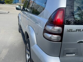 2006 Toyota Land Cruiser Prado 120 Series, серебристый, 2200000 рублей, вид 3