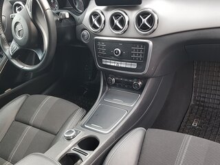 2017 Mercedes-Benz GLA 200 I (X156), чёрный, 2550000 рублей, вид 4