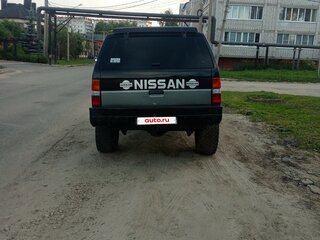 1988 Nissan Terrano I, серый, 400000 рублей, вид 4