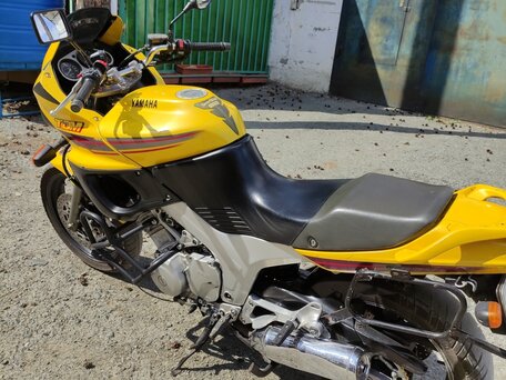 1995 Yamaha TDM850, жёлтый, 250000 рублей, вид 2