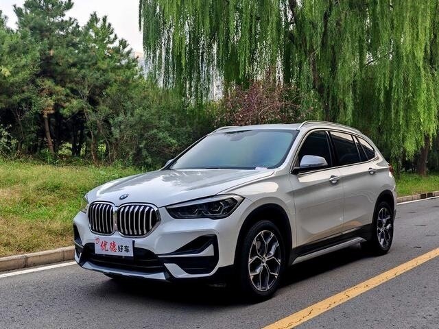 Открыть фотографии: BMW X1 II (F48) Рестайлинг