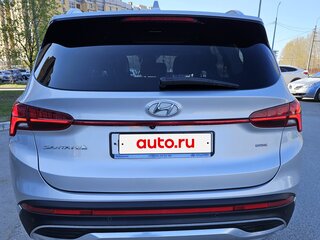 2021 Hyundai Santa Fe IV Рестайлинг, серебристый, 3700000 рублей, вид 3