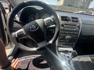2011 Toyota Corolla X (E140, E150) Рестайлинг, белый, 895000 рублей, вид 4