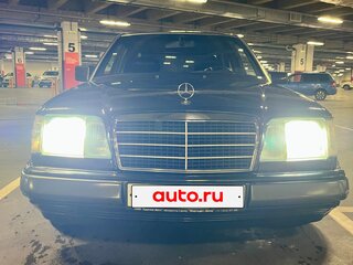 1994 Mercedes-Benz E-Класс 320 I (W124), чёрный, 1190000 рублей, вид 2