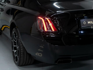 2025 Rolls-Royce Ghost Black Badge II Рестайлинг (Series II), чёрный, 49900000 рублей, вид 5