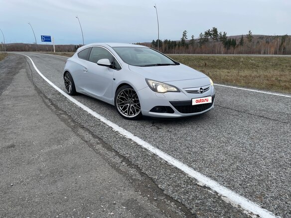 2012 Opel Astra GTC J Рестайлинг, белый, 750000 рублей - вид 8