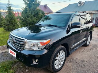 2012 Toyota Land Cruiser 200 Series Рестайлинг 1, чёрный, 4100000 рублей, вид 1