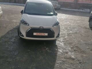2018 Toyota Sienta II Рестайлинг, белый, 1600000 рублей, вид 1