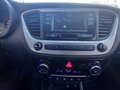 2018 Hyundai Solaris II, серебристый, 1250000 рублей - вид 5