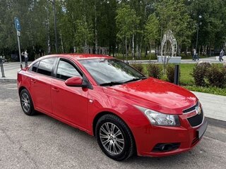2012 Chevrolet Cruze I, красный, 550000 рублей, вид 4